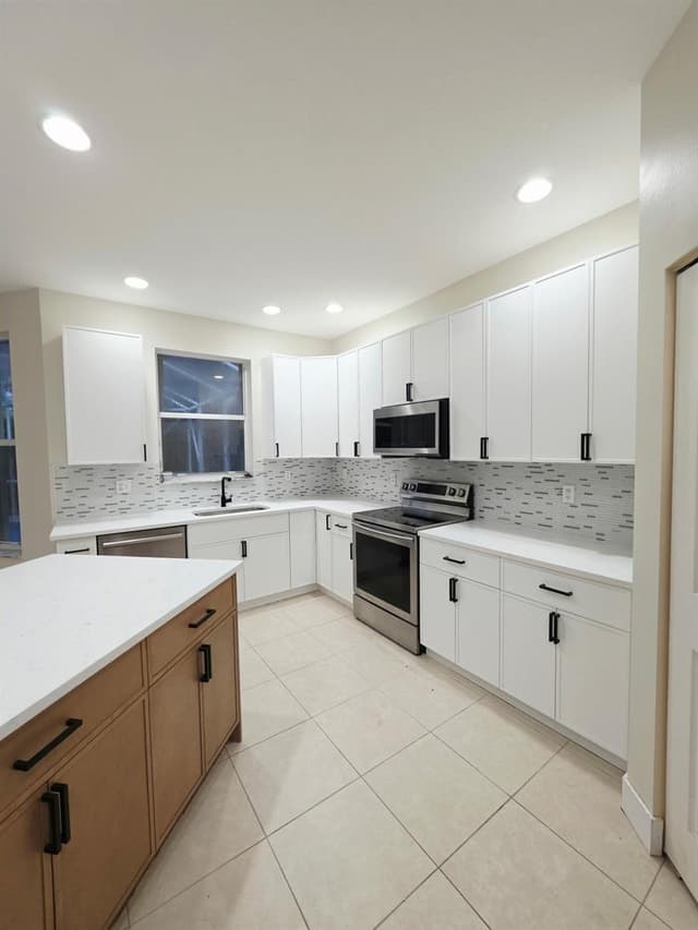 2956 Shaughnessy Drive, Wellington FL 33414 - Wellington, FL - Photo 7