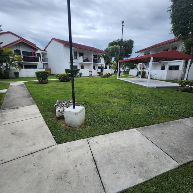 7500 SW 153RD Court # 12, Miami FL 33193 - Miami, FL - Photo 2