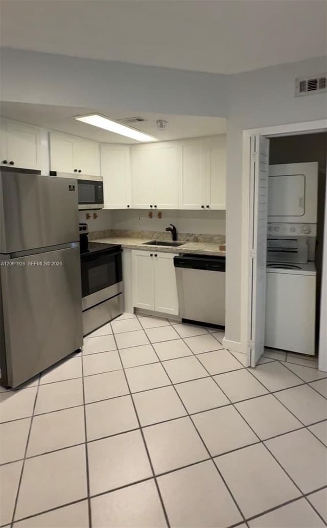 3051 SW 27th Ave # 402, Miami FL 33133 - Miami, FL - Photo 2