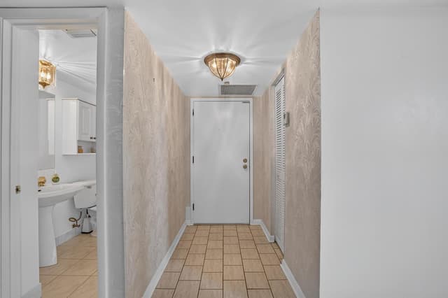 6463 La Costa Drive # 402, Boca Raton FL 33433 - Boca Raton, FL - Photo 7