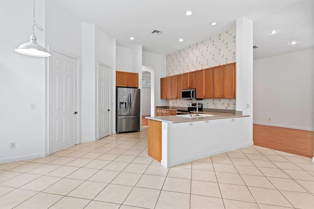 6856 HOULTON Circle, Lake Worth FL 33467 - Lake Worth, FL - Photo 7