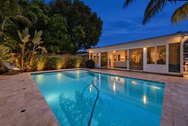 201 NE 16th Court, Fort Lauderdale FL 33305 - Fort Lauderdale, FL - Photo 3