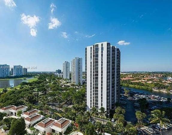 20281 E Country Club Dr # 1105, Aventura FL 33180 - Aventura, FL - Photo 6