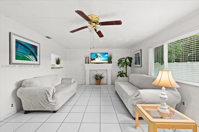 401 SW 72nd Ave, Pembroke Pines FL 33023 - Pembroke Pines, FL - Photo 4