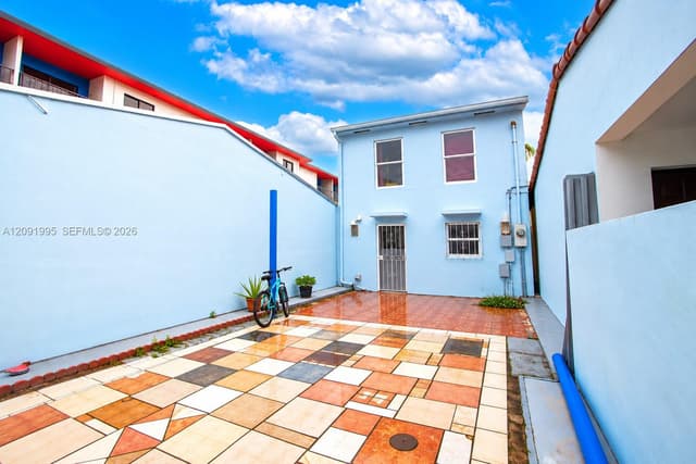 7000 W 15th Ct, Hialeah FL 33014 - Hialeah, FL - Photo 2