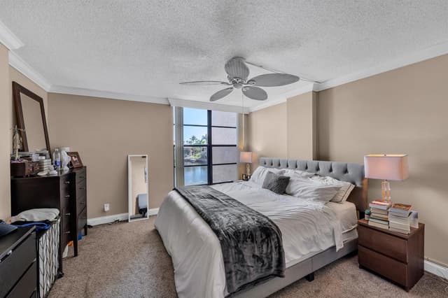 6 ROYAL PALM Way # 307, Boca Raton FL 33432 - Boca Raton, FL - Photo 7