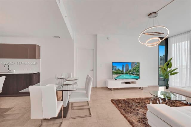 88 SW 7th St # 910, Miami FL 33130 - Miami, FL - Photo 6