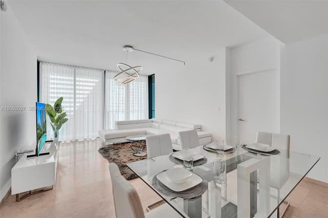 88 SW 7th St # 910, Miami FL 33130 - Miami, FL - Photo 7