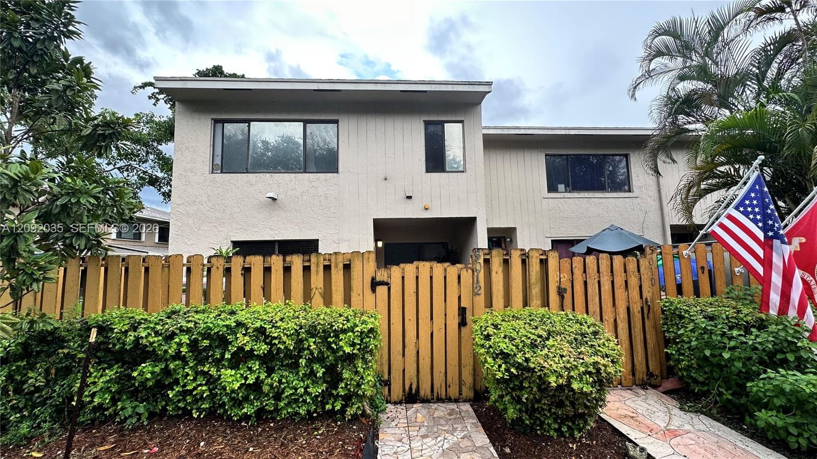 5012 S University Dr, Davie FL 33328 - Davie, FL - Photo 1