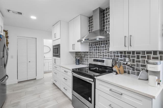 5836 FOREST GROVE Drive # 3, Boynton Beach FL 33437 - Boynton Beach, FL - Photo 3
