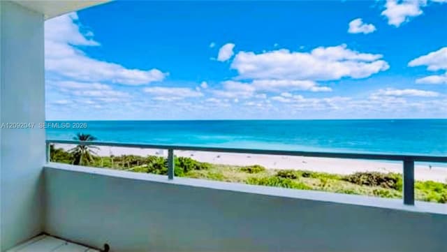 5555 Collins Ave # 7P, Miami Beach FL 33140 - Miami Beach, FL - Photo 2