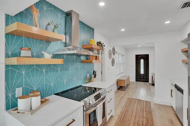 332 NW 45th St, Fort Lauderdale FL 33309 - Fort Lauderdale, FL - Photo 4