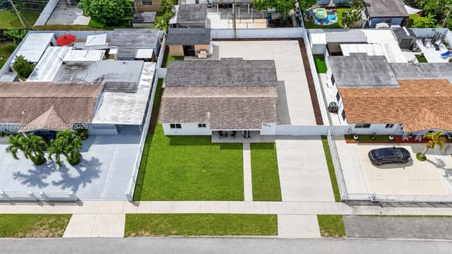 4870 NW 169th St, Miami Gardens FL 33055 - Miami Gardens, FL - Photo 3
