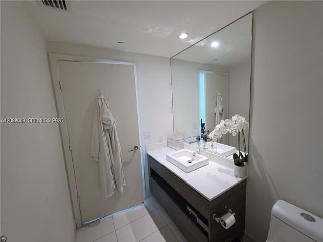 1100 S Miami Ave # 3705, Miami FL 33130 - Miami, FL - Photo 6