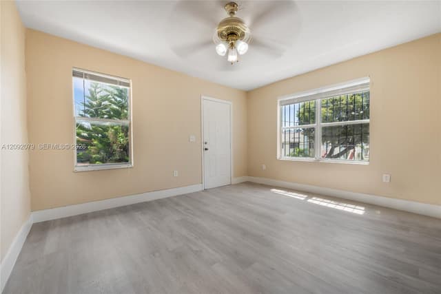 569 SW 5th St, Miami FL 33130 - Miami, FL - Photo 3