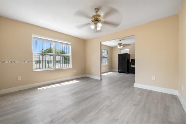 569 SW 5th St, Miami FL 33130 - Miami, FL - Photo 4