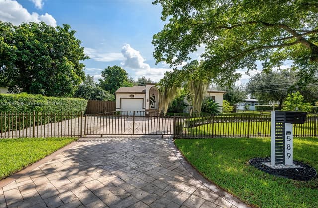 589 Miller Dr, Miami Springs FL 33166 - Miami Springs, FL - Photo 6