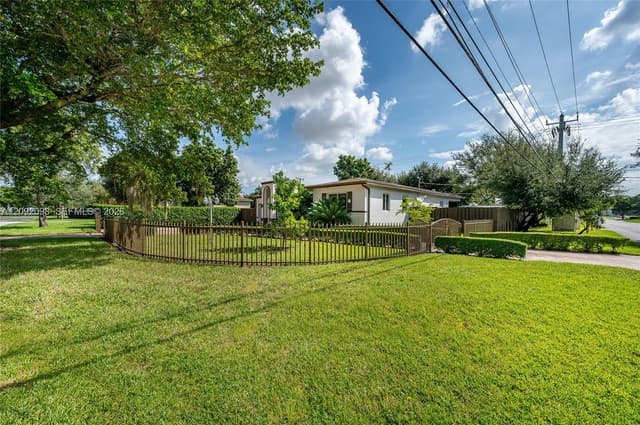 589 Miller Dr, Miami Springs FL 33166 - Miami Springs, FL - Photo 7