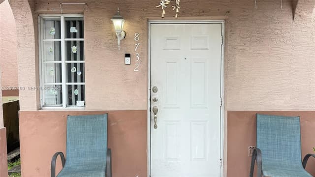 8732 NW 107th Ter # 8732, Hialeah Gardens FL 33018 - Hialeah Gardens, FL - Photo 2