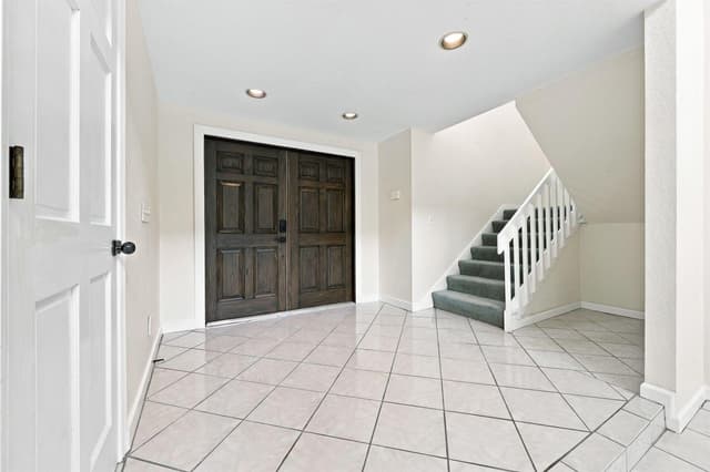 12871 La Rochelle Circle, Palm Beach Gardens FL 33410 - Palm Beach Gardens, FL - Photo 4