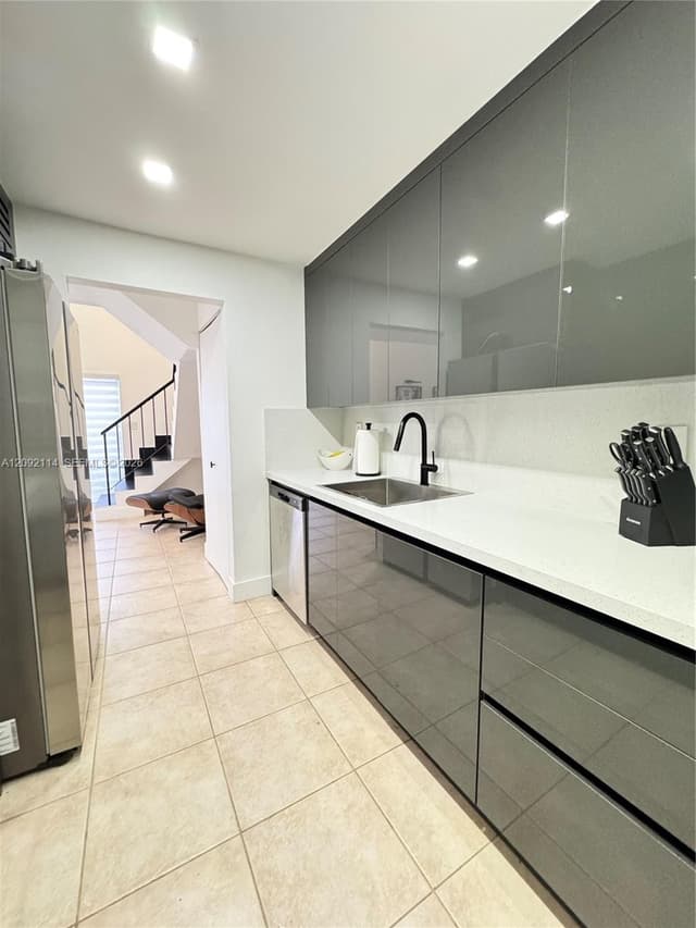 8650 SW 109th Ave # 116, Miami FL 33173 - Miami, FL - Photo 3