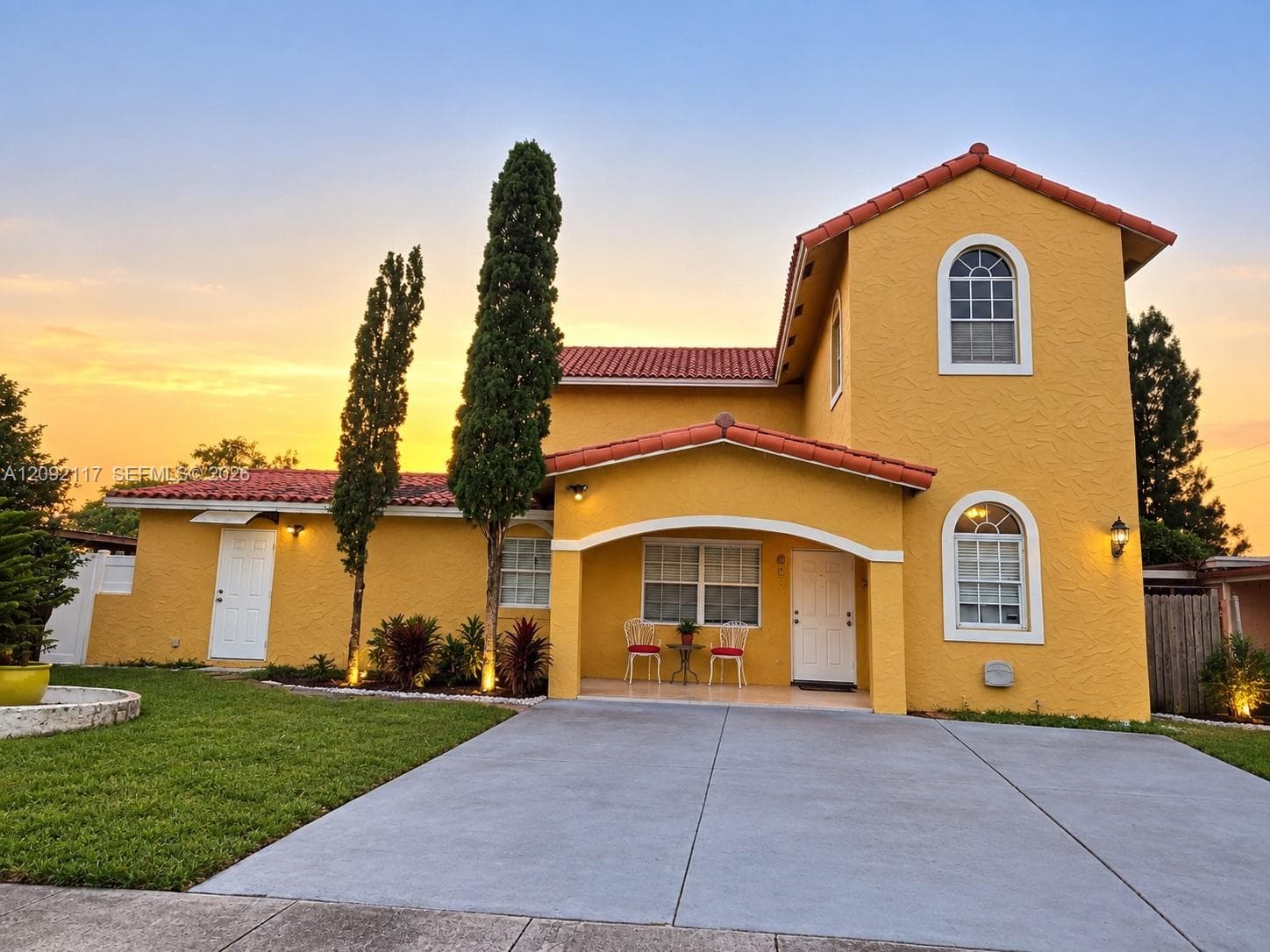 279 Springfield Dr, West Palm Beach FL 33415 - West Palm Beach, FL - Photo 1