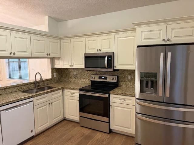 15298 SW 49th Street, Davie FL 33331 - Davie, FL - Photo 4