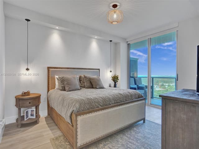 16385 Biscayne Blvd # 2107, North Miami Beach FL 33160 - North Miami Beach, FL - Photo 2