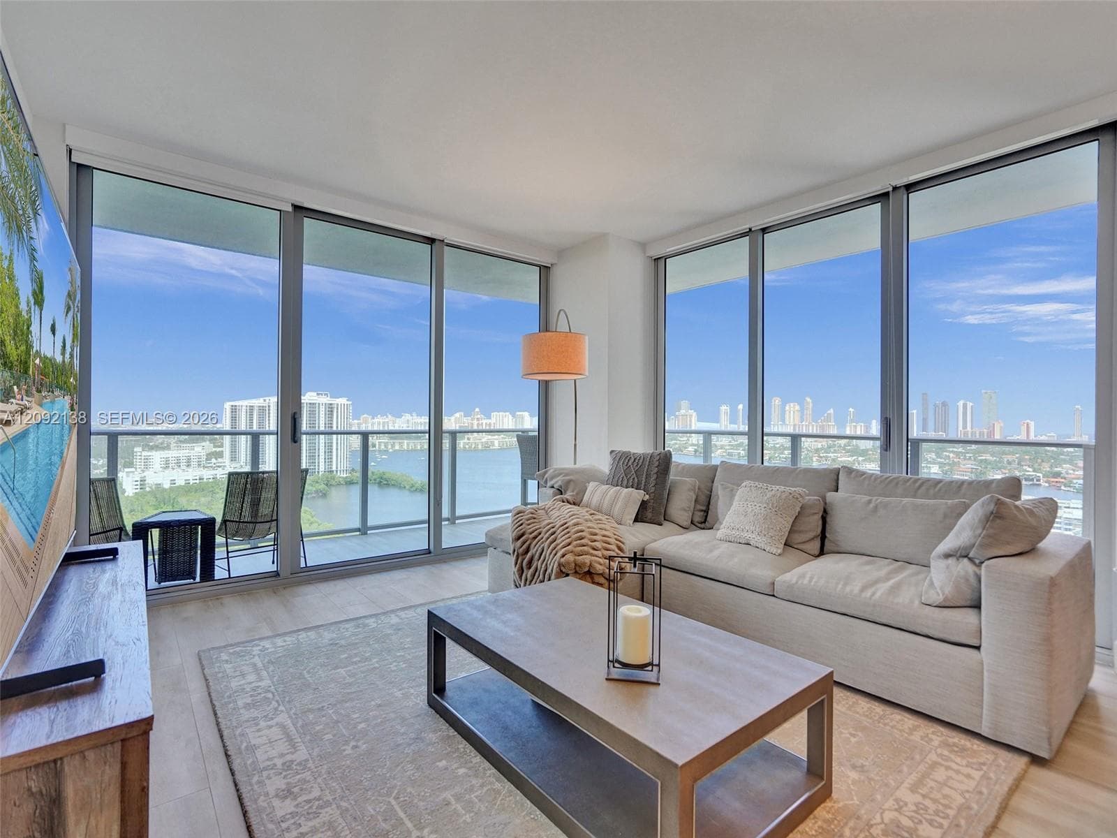 16385 Biscayne Blvd # 2107, North Miami Beach FL 33160 - North Miami Beach, FL - Photo 1