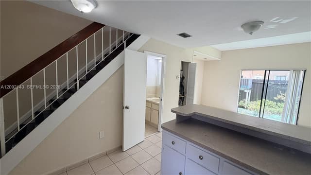 5712 W 25th Ct # 5712, Hialeah FL 33016 - Hialeah, FL - Photo 2