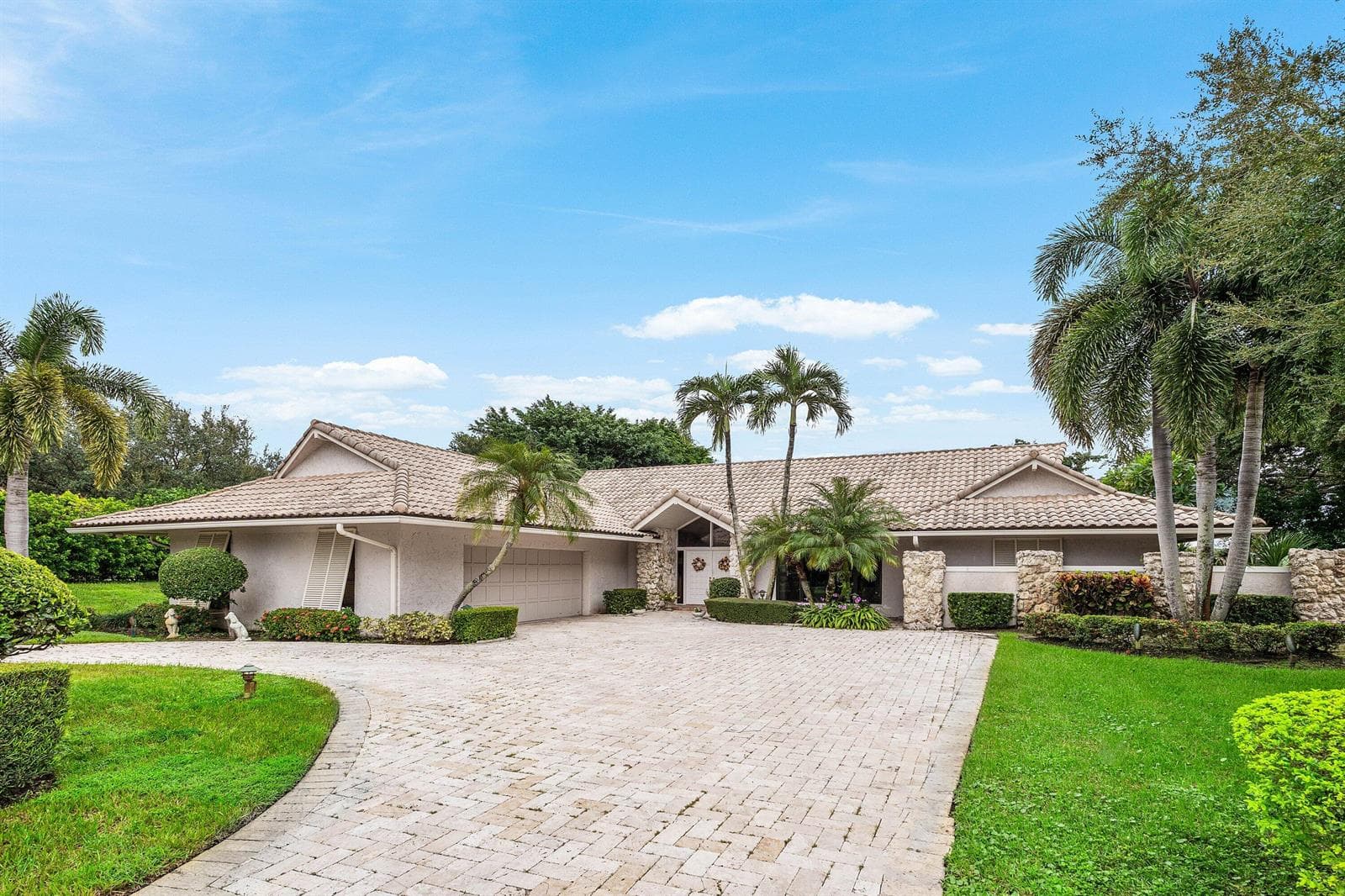 9 Alnwick Road, Palm Beach Gardens FL 33418