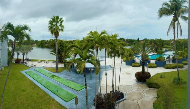 879 NE 195th Street Apt 227, Miami FL 33179 - Miami, FL - Photo 3