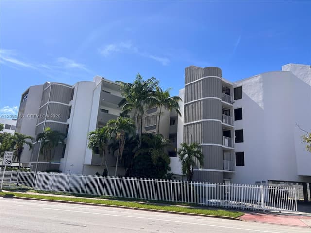 2000 Biarritz Dr # 407, Miami Beach FL 33141 - Miami Beach, FL - Photo 3