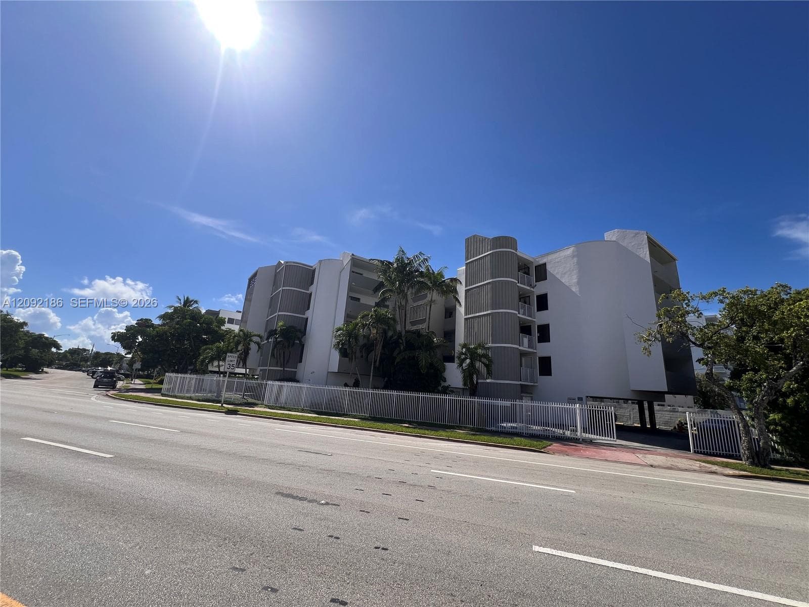 2000 Biarritz Dr # 407, Miami Beach FL 33141