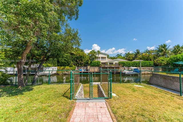 739 S Alhambra Cir, Coral Gables FL 33146 - Coral Gables, FL - Photo 7