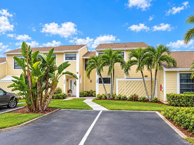 502 Lakewood Drive # 10B, Jupiter FL 33458 - Jupiter, FL - Photo 2