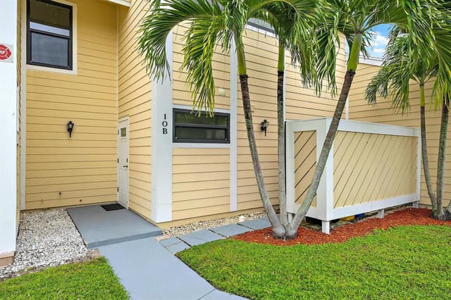 502 Lakewood Drive # 10B, Jupiter FL 33458 - Jupiter, FL - Photo 3