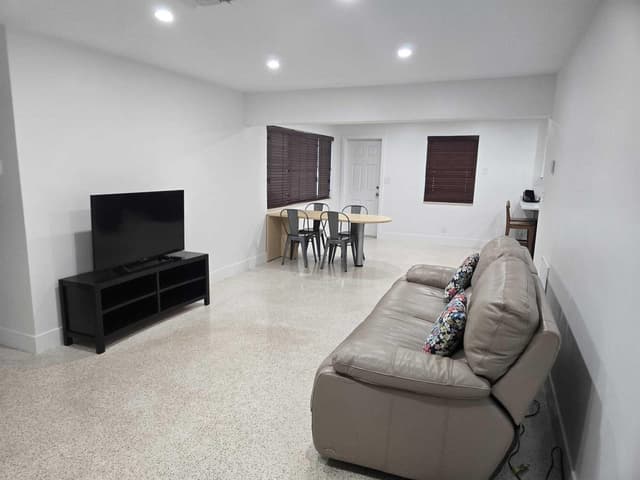1140 SW 32ND Street, Fort Lauderdale FL 33315 - Fort Lauderdale, FL - Photo 2
