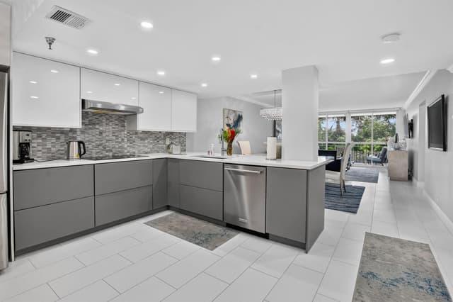 6320 Boca Del Mar Drive # 304, Boca Raton FL 33433 - Boca Raton, FL - Photo 5