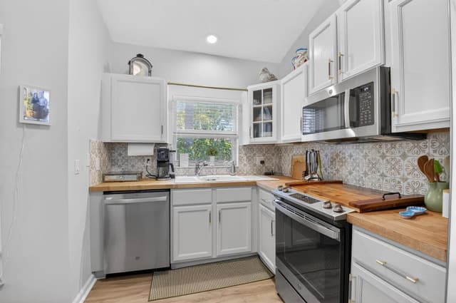 8446 VIA SERENA, Boca Raton FL 33433 - Boca Raton, FL - Photo 4