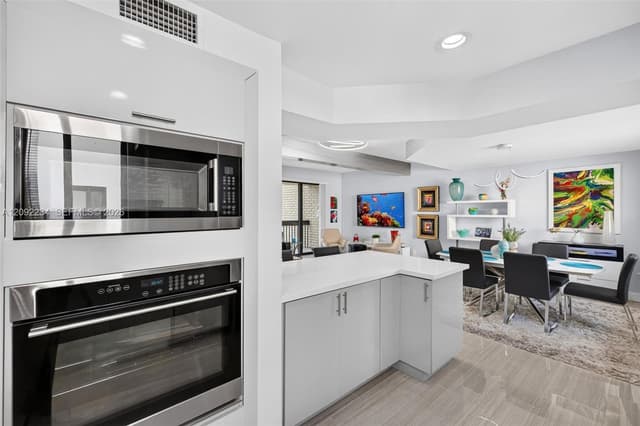 1401 NE 9th St # 50, Fort Lauderdale FL 33304 - Fort Lauderdale, FL - Photo 6