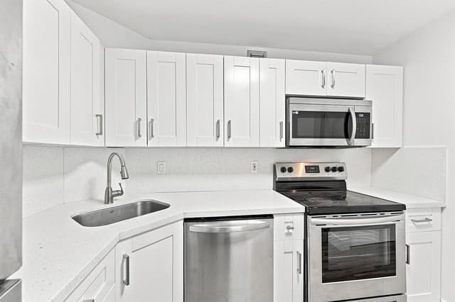 3101 Oakland Shores Drive # H210, Oakland Park FL 33309 - Oakland Park, FL - Photo 7