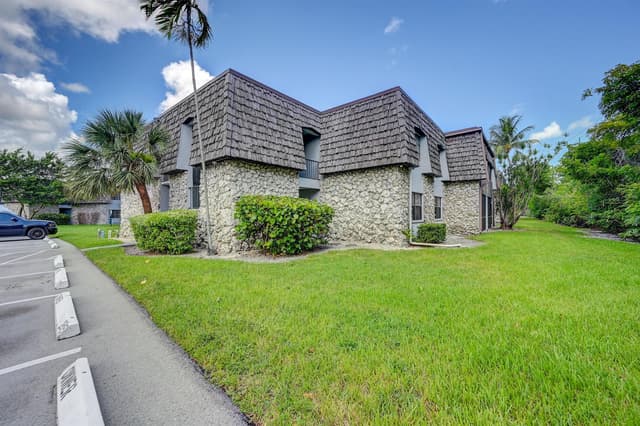 3101 Oakland Shores Drive # H210, Oakland Park FL 33309 - Oakland Park, FL - Photo 3