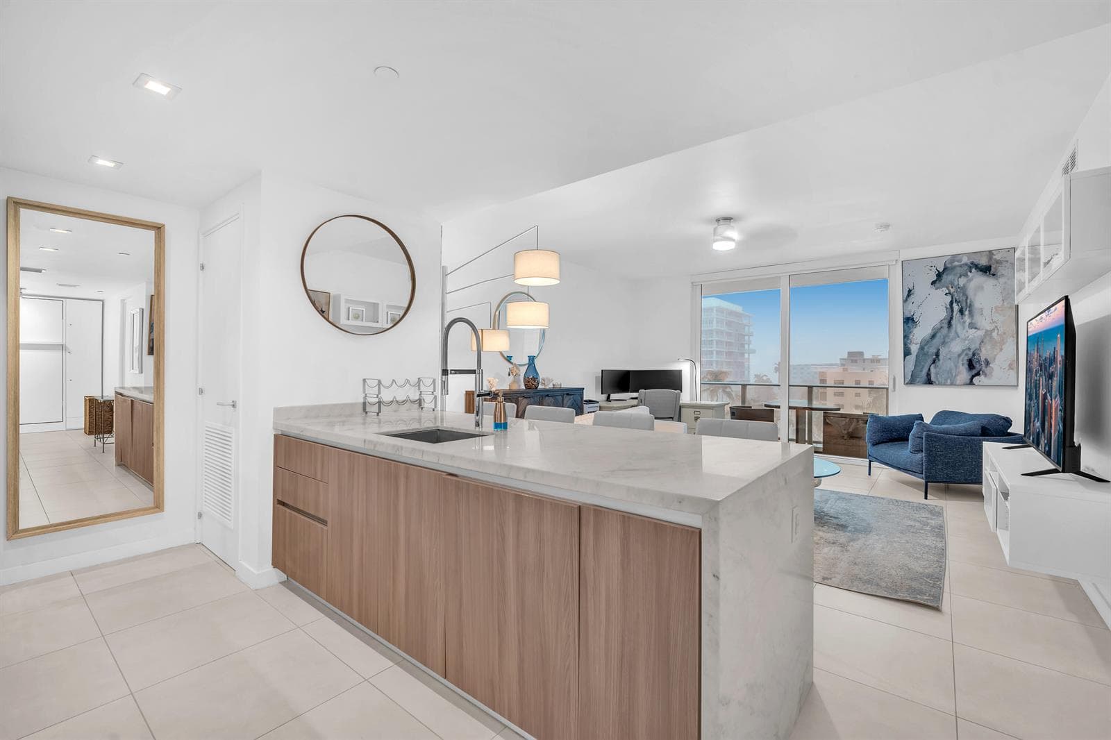 401 N BIRCH Road # 512, Fort Lauderdale FL 33304 - Fort Lauderdale, FL - Photo 1