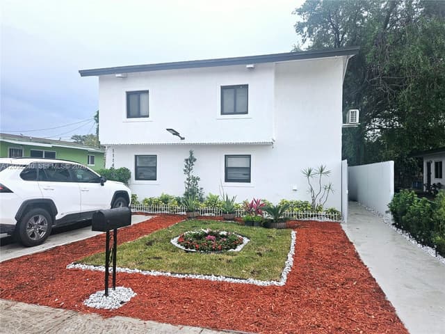 1114 NW 76th St, Miami FL 33150 - Miami, FL - Photo 2