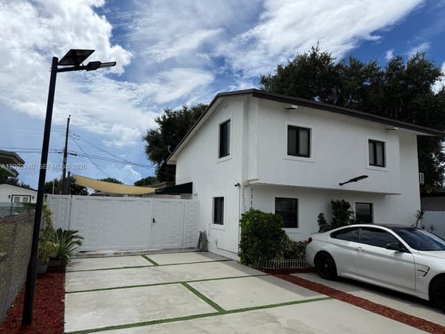 1114 NW 76th St, Miami FL 33150 - Miami, FL - Photo 4