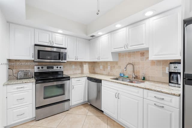 3450 S Ocean Blvd # 2030, Palm Beach FL 33480 - Palm Beach, FL - Photo 2