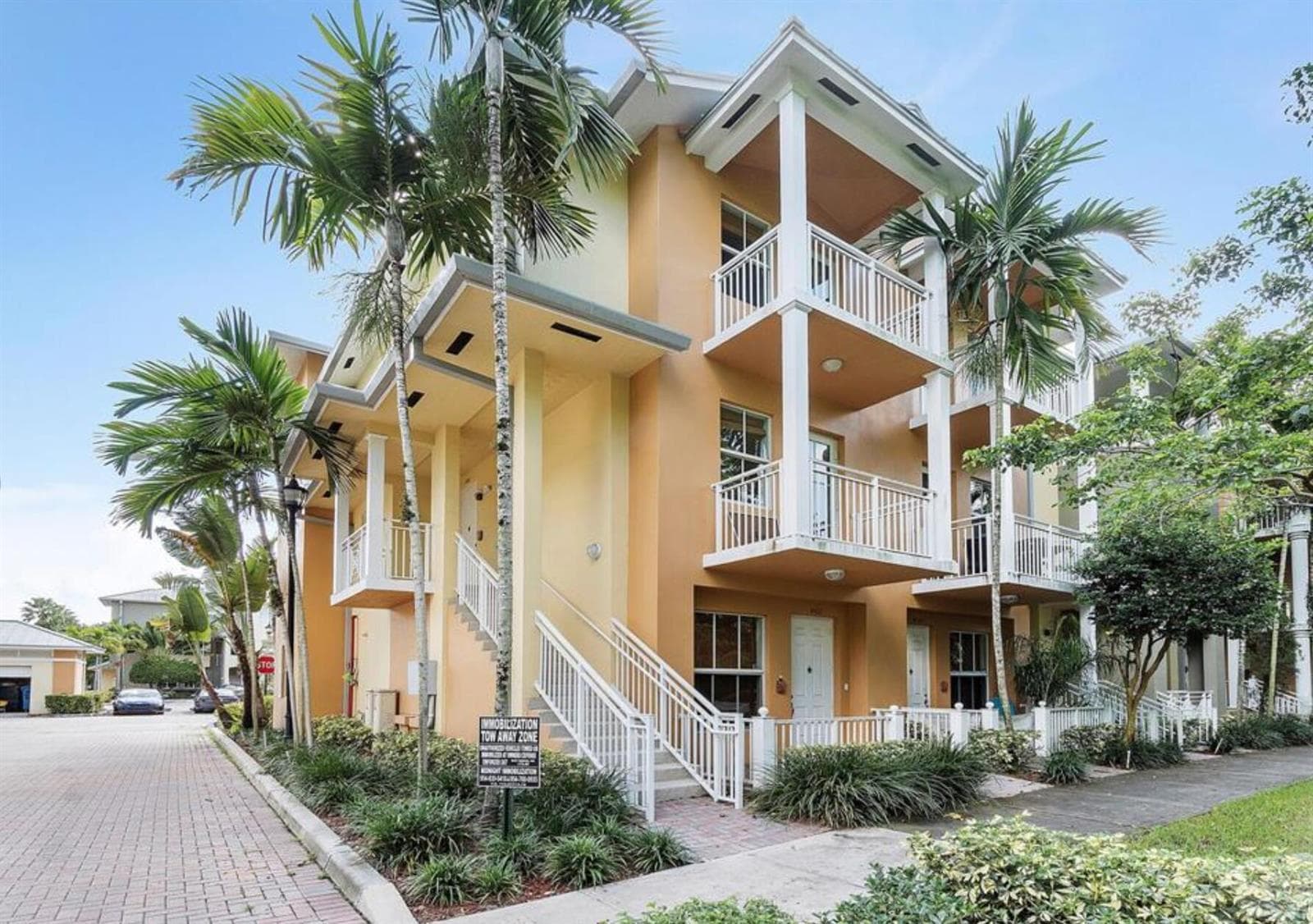 400 SW 14TH Avenue, Fort Lauderdale FL 33312 - Fort Lauderdale, FL - Photo 1