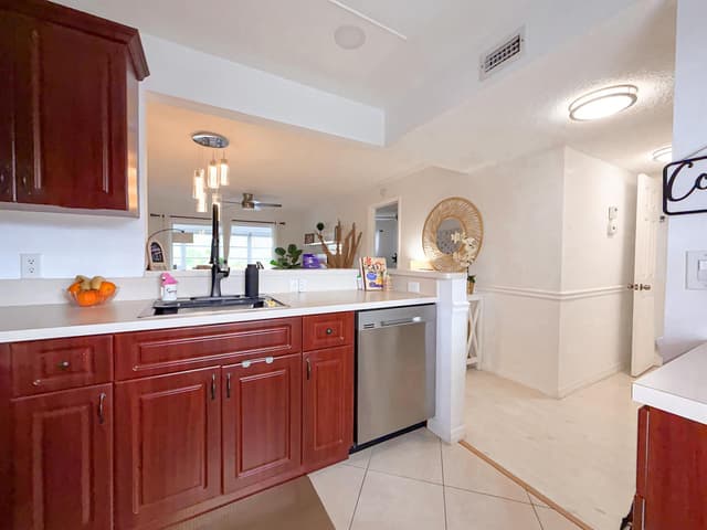 5750 NW 64th Avenue # 306, Tamarac FL 33319 - Tamarac, FL - Photo 5