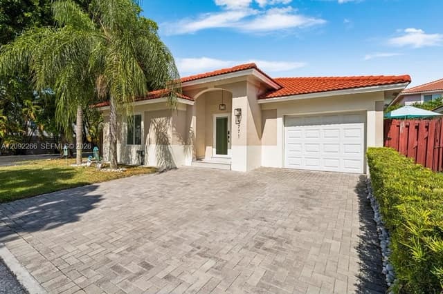 5771 NW 98th Ct, Doral FL 33178 - Doral, FL - Photo 2